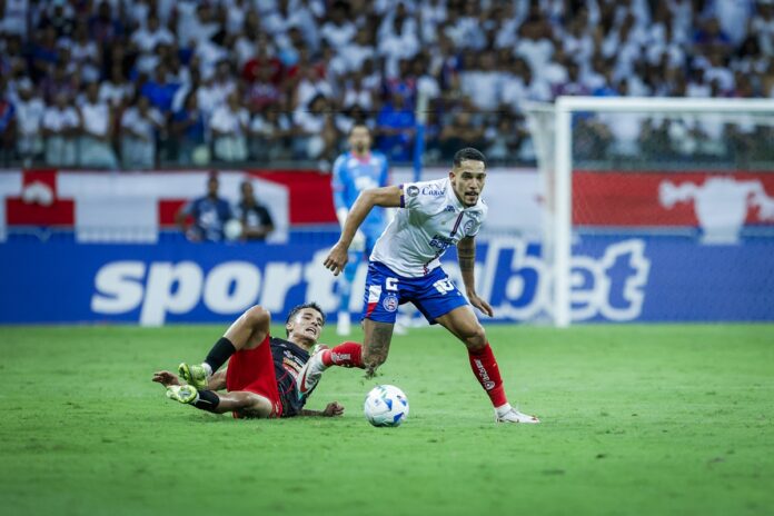 bahia-vence-boston-river-e-garante-vaga-na-fase-de-grupos-da-liberta