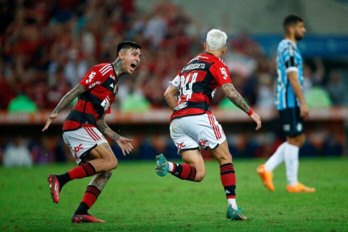 video:-flamengo-anuncia-renovacao-de-contrato-de-meia-titular