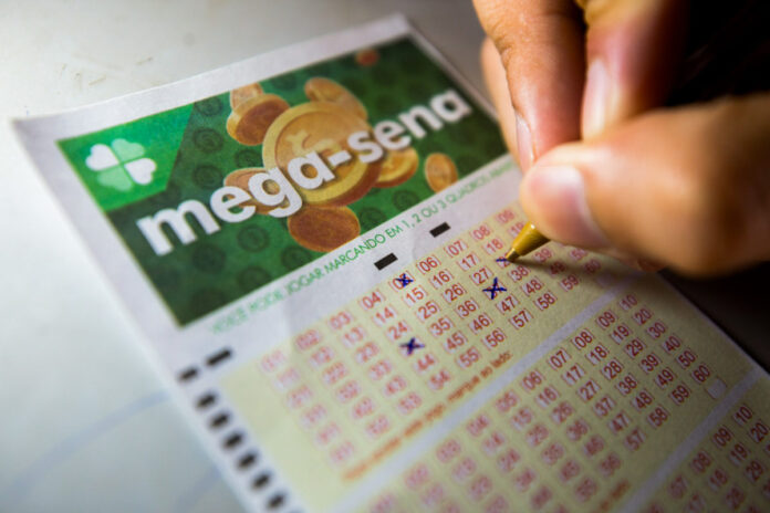 mega-sena:-aposta-de-bh-acerta-as-seis-dezenas-e-ganha-r$-21,5-milhoes