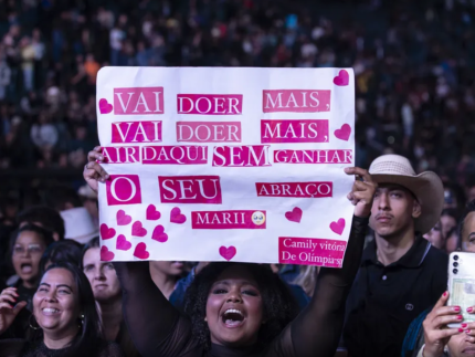 dia-do-fa:-artistas-comentam-a-importancia-da-relacao-com-seus-admiradores