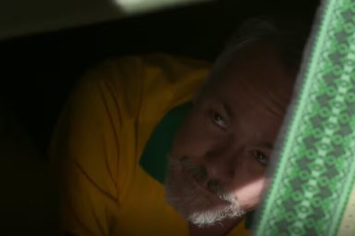 raimundo-quase-e-flagrado-vacilando-em-garota-do-momento
