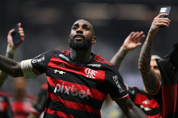 torcida-argentina-celebra-sorteio-do-flamengo-na-libertadores.-entenda
