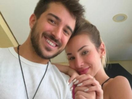 participantes-do-casamento-as-cegas-anunciam-divorcio-apos-dois-anos-juntos