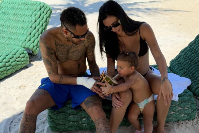 apos-polemicas,-neymar-e-bruna-biancardi-publicam-videos-juntos;-veja