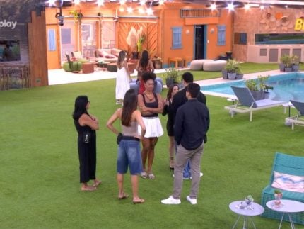noite-de-eliminacao:-confira-reacao-dos-brothers-apos-gracyanne-deixar-o-programa