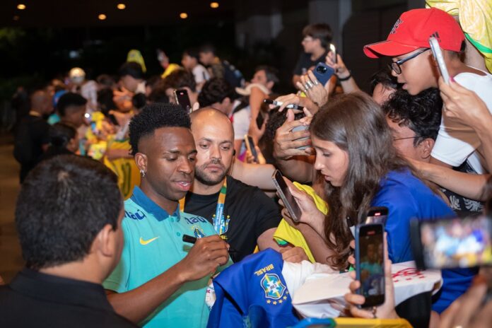 video:-torcida-e-convocada-por-jogadores-para-apoiar-selecao-no-df