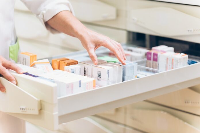 conselho-permite-que-farmaceuticos-prescrevam-medicamentos