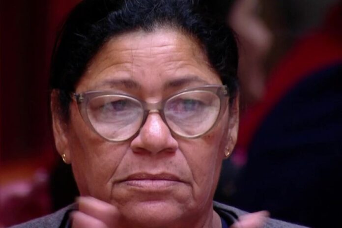 bbb-25:-delma-arremata-poder-marreta-e-pode-salvar-emparedado