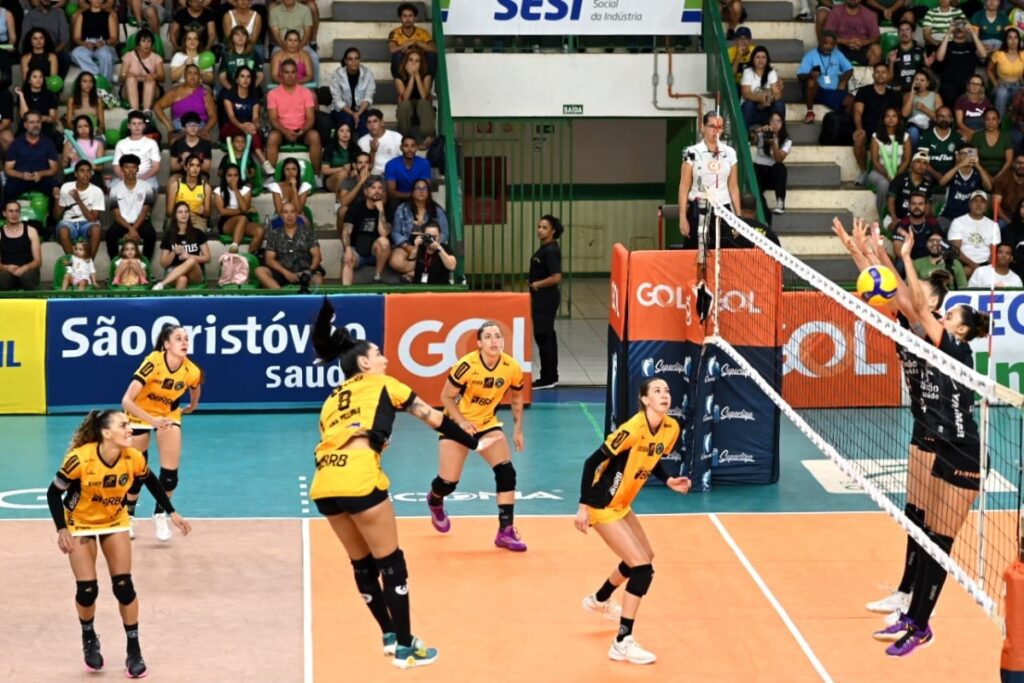 brasilia-volei-perde-em-casa-para-o-osasco-por-3-sets-a-zero