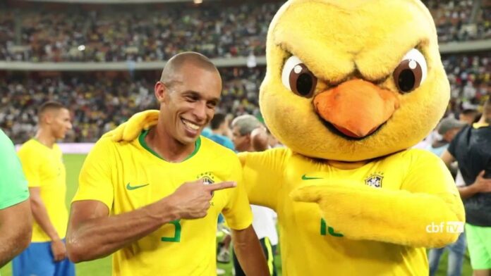 ultimo-brasil-x-argentina-sem-messi-teve-gol-de-ex-sao-paulo-e-trofeu