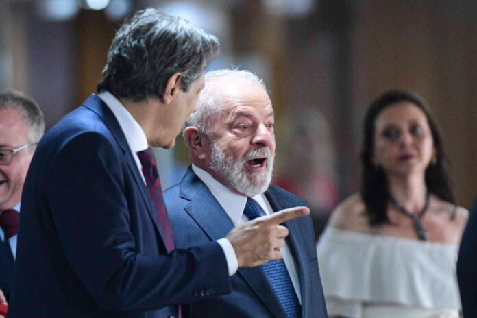 isencao-do-ir-ate-r$-5-mil:-economistas-analisam-proposta-do-governo