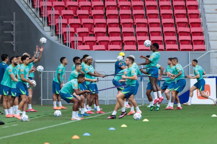 vini-jr-volta-a-treinar-com-a-equipe-apos-atividade-separada-no-sabado