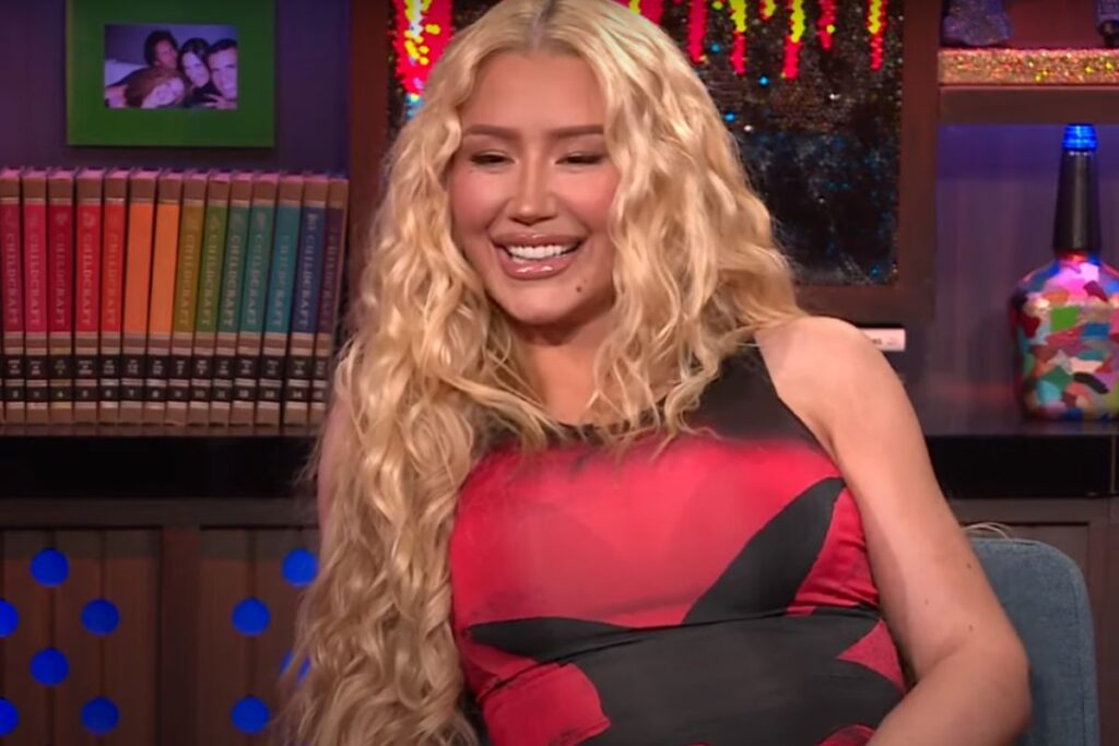 iggy-azalea-revela-assedio-de-kanye-west:-‘penis-grande’
