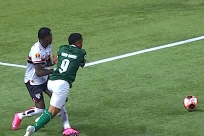 federacao-admite-que-penalti-na-semifinal-do-paulista-foi-“equivocado”