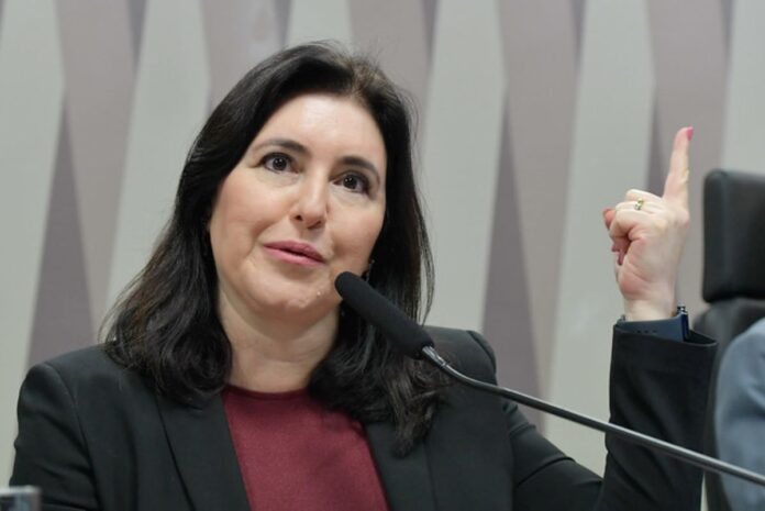 tebet-defende-programas:-“nao-vai-faltar-um-centavo-no-bolsa-familia”