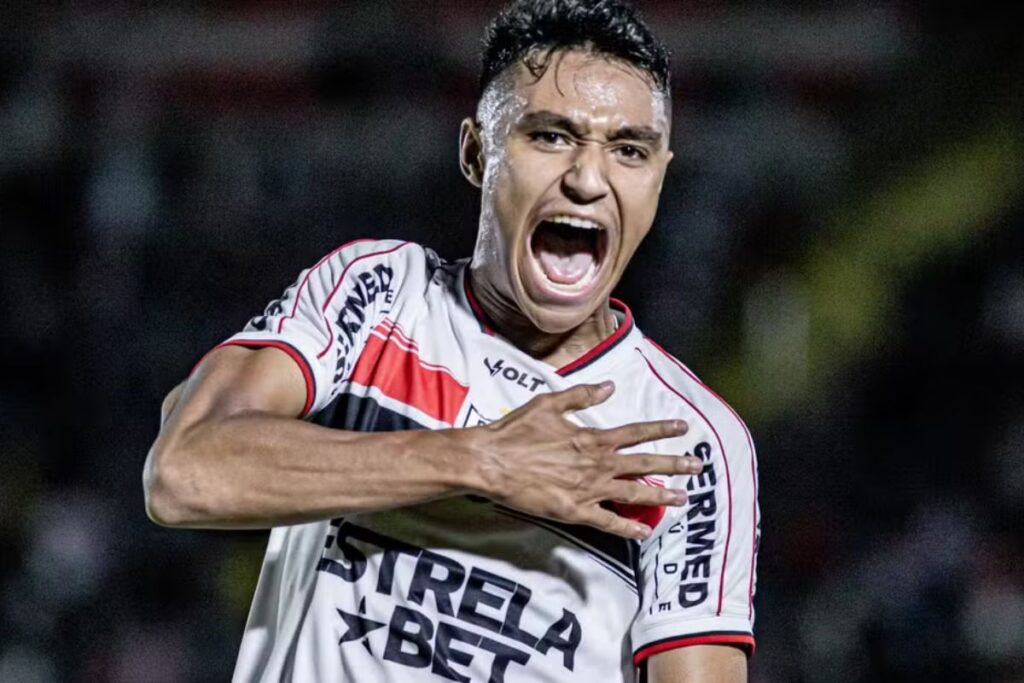 pedro-severino,-do-bragantino,-deixa-uti,-apos-‘milagre’