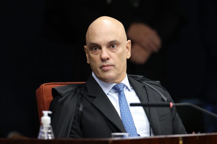 moraes-vota-para-manter-delacao-de-mauro-cid