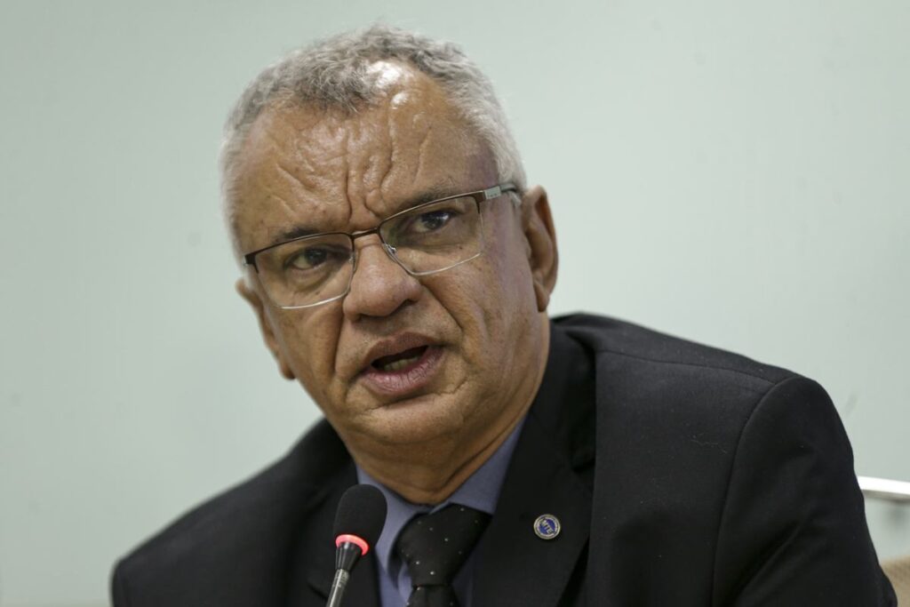 juros-do-consignado-clt-podem-ficar-abaixo-de-2,8%,-diz-secretario