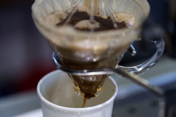 modo-de-preparo-do-cafe-pode-causar-aumento-do-colesterol,-diz-estudo