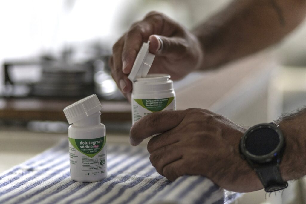 cortes-na-prevencao-do-hiv-levarao-a-2,9-milhoes-de-mortes,-diz-estudo