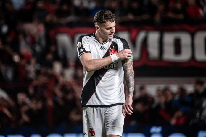 “erros-infantis”,-diz-vegetti-sobre-derrota-do-vasco-por-3-x-0