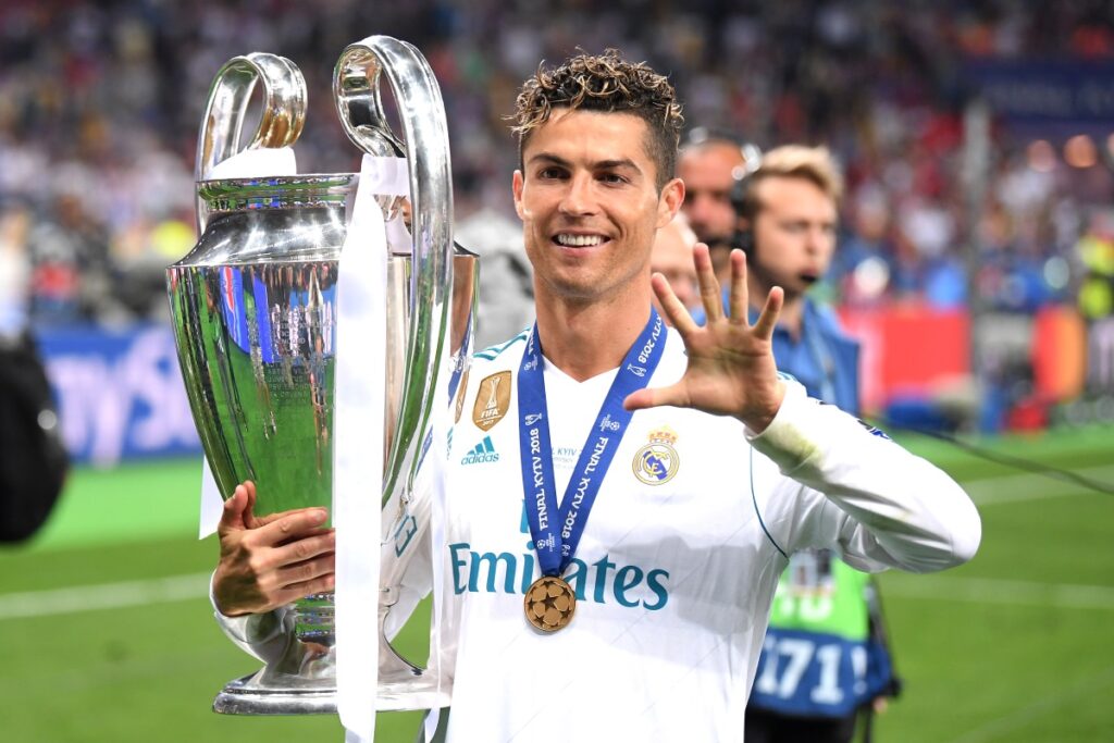 cristiano-ronaldo-estaria-interessado-em-comprar-rival-do-real-madrid
