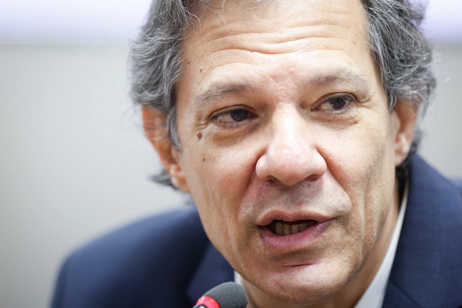 haddad:-meta-fiscal-para-2026-nao-sera-alterada-na-ldo-do-proximo-ano