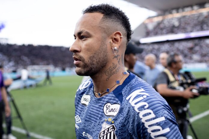 neymar-e-visto-saindo-de-restaurante-com-pratos-a-partir-de-r$-15,90