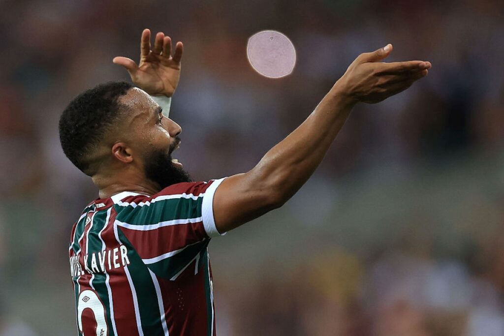 flu-marca-no-fim,-bate-o-santos-e-ofusca-retorno-de-neymar.-veja-o-gol
