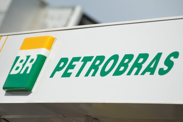 petrobras:-diesel-vendido-nas-refinarias-fica-mais-barato-nesta-6a