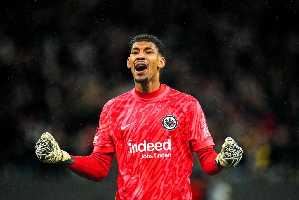 goleiro-ex-flamengo-desperta-interesse-de-gigantes-da-europa