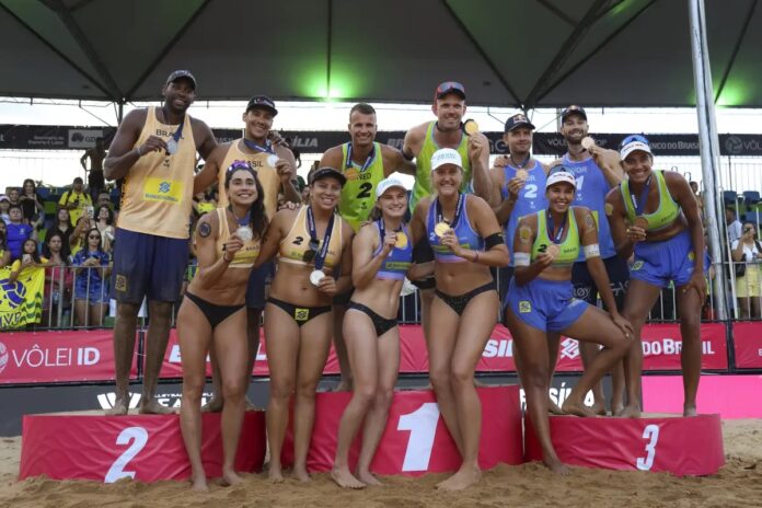 brasil-encerra-elite-de-volei-de-praia-com-duas-pratas-e-um-bronze