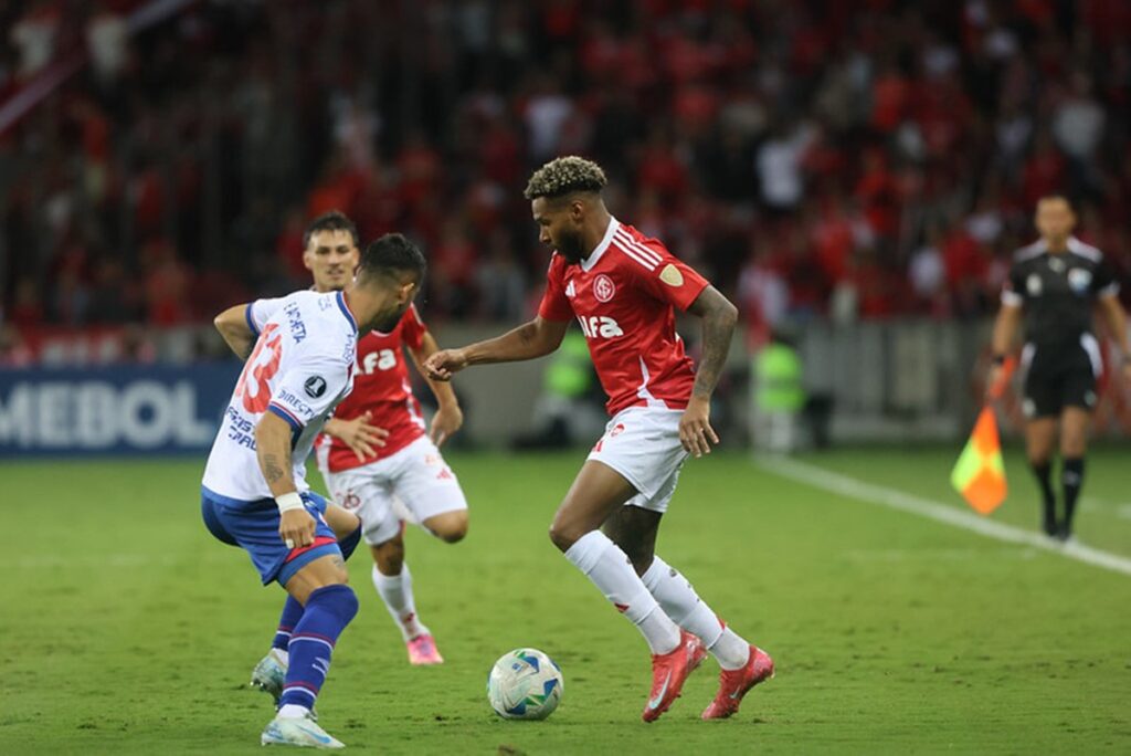 libertadores:-inter-sai-perdendo-por-3-x-0,-mas-empata-jogo.-veja-gols