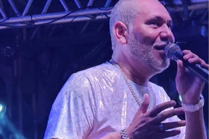 chrigor,-ex-vocalista-do-exaltasamba,-recebe-alta