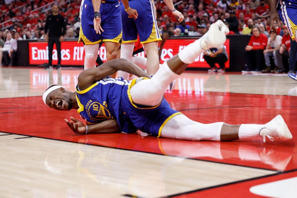 video:-veja-lesao-que-pode-tirar-jimmy-butler-dos-playoffs-da-nba