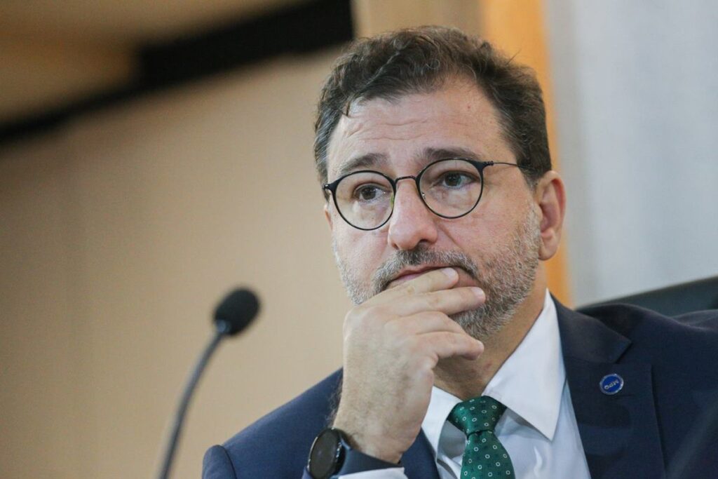 secretario-de-tebet-responsavel-pela-revisao-de-gastos-pede-demissao
