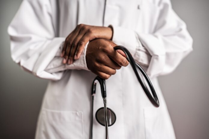 mulheres-se-tornam-maioria-entre-os-medicos-no-brasil-pela-1a-vez