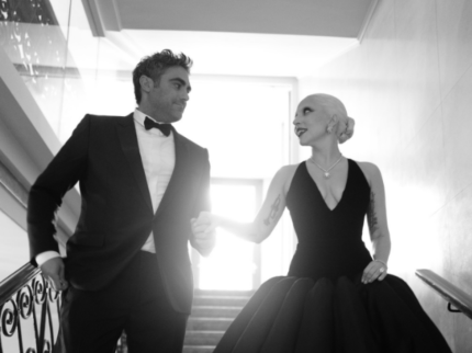 bilionario-e-ativista:-saiba-quem-e-o-noivo-de-lady-gaga-visto-em-janela-de-hotel-no-rio