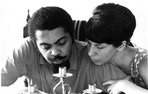 breve-e-marcante:-relembre-o-casamento-de-nana-caymmi-com-gilberto-gil