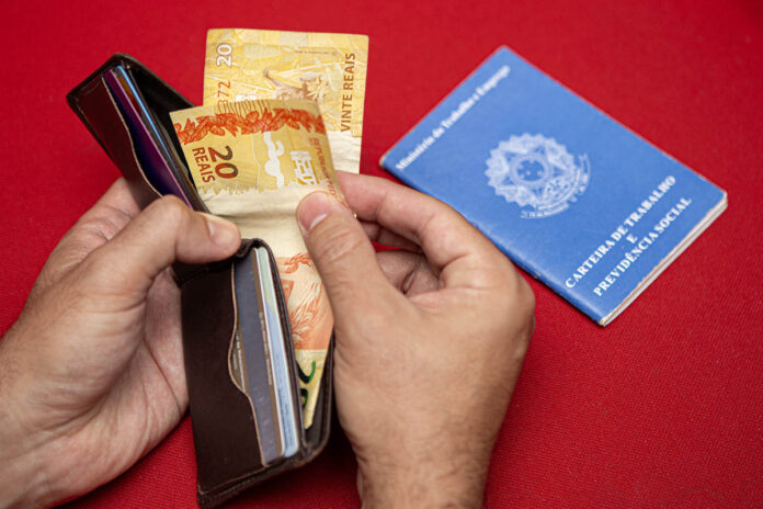 consignado-clt:-veja-quando-bancos-vao-disponibilizar-a-portabilidade