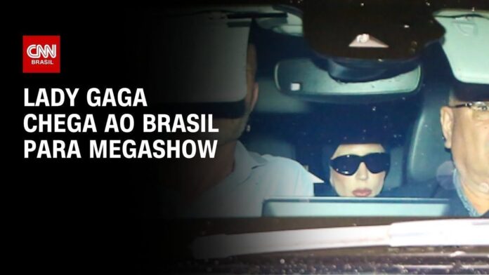 fa-de-lady-gaga-deixa-obra-da-propria-casa-para-curtir-show-no-rio