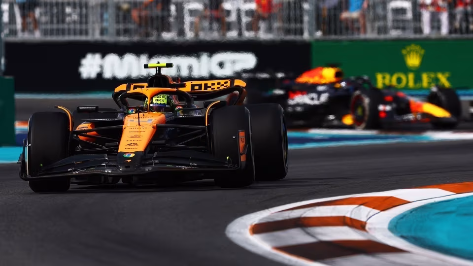f1:-novato-da-mercedes-faz-pole-da-corrida-sprint-em-miami;-bortoleto-e-19o