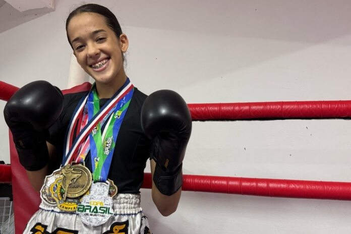 aos-16-anos,-atleta-do-df-e-destaque-em-torneio-de-muay-thai