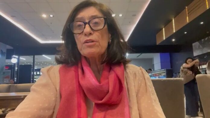 ex-deputada-celia-leao-e-retirada-de-voo-por-usar-almofada-ortopedica