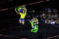 pabllo-vittar-abre-show-de-lady-gaga-em-copacabana;-veja-videos
