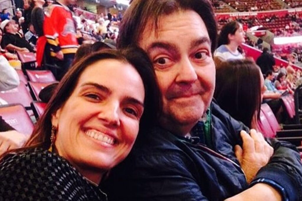 esposa-de-faustao-revela-que-apresentador-voltou-a-ser-internado