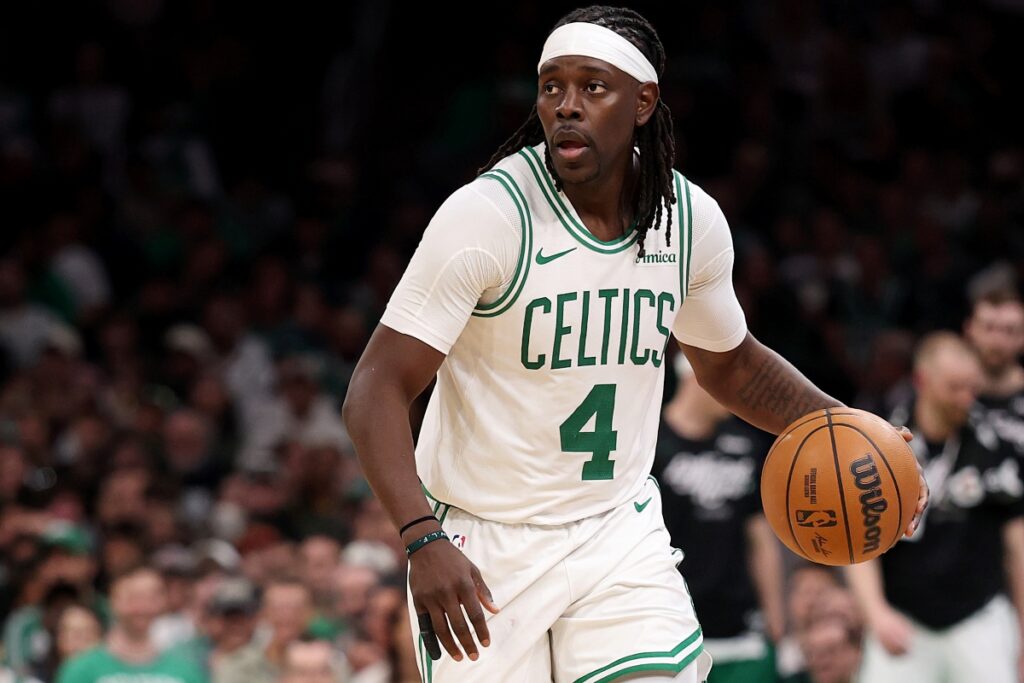 celtics:-jrue-holiday-esta-disponivel-para-jogo-1-contra-os-knicks
