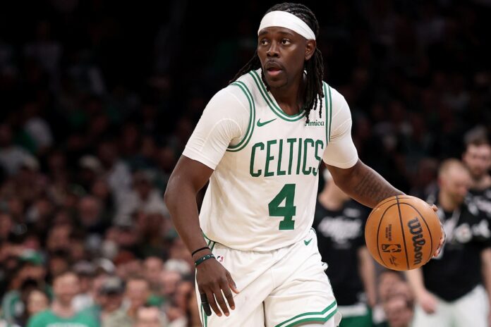 celtics:-jrue-holiday-esta-disponivel-para-jogo-1-contra-os-knicks