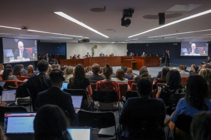 stf-julga-agora-denuncia-contra-mais-sete-por-plano-de-golpe;-assista