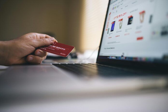 golpes-no-dia-das-maes:-veja-como-se-proteger-nas-compras-online